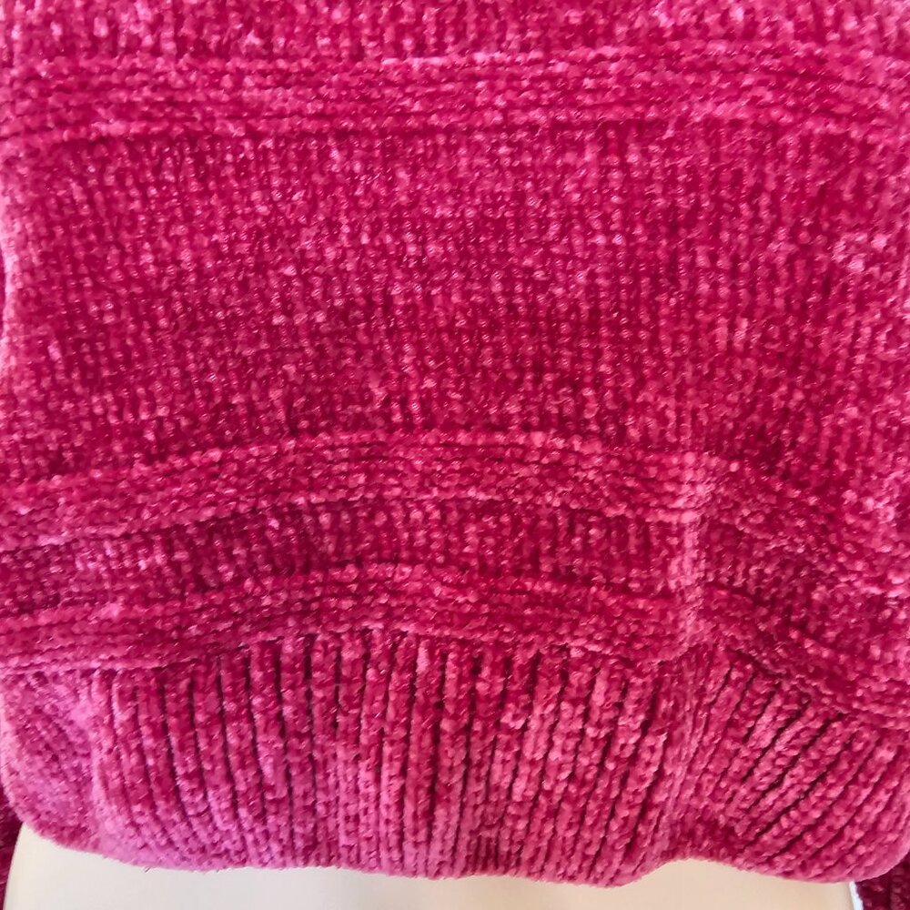 Cropped Sweater - Picture 3 of 6